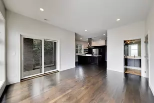 1605 N Oakley Ave, Chicago, IL 60647 - Photo 9