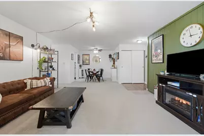 4704 W Northfox Lane #H-7, McHenry, IL 60050 - Photo 5