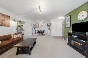 4704 W Northfox Ln, McHenry, IL 60050 - Photo 5