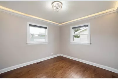 109 Crest Avenue, Elk Grove Village, IL 60007 - Photo 19