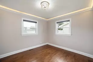 109 Crest Ave, Elk Grove Village, IL 60007 - Photo 19