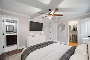 109 Crest Ave, Elk Grove Village, IL 60007 - Photo 11