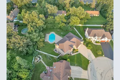 365 Crestwood Road, Wood Dale, IL 60191 - Photo 3