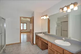 365 Crestwood Rd, Wood Dale, IL 60191 - Photo 25