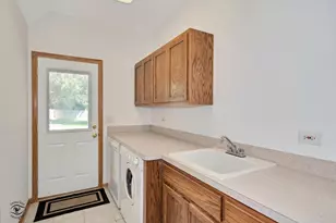 365 Crestwood Rd, Wood Dale, IL 60191 - Photo 19