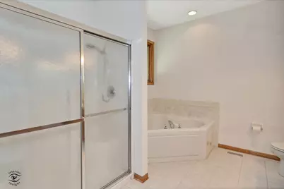 365 Crestwood Road, Wood Dale, IL 60191 - Photo 17