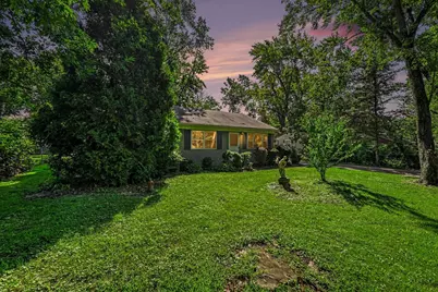 23914 S Cretewood Lane, Crete, IL 60417 - Photo 3