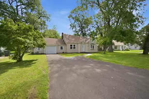 15811 S Whipple Ave, Markham, IL 60428 - Photo 3