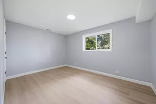 15811 S Whipple Ave, Markham, IL 60428 - Photo 17