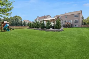 711 Jorstad Dr, North Aurora, IL 60542 - Photo 33