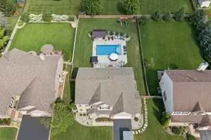 711 Jorstad Dr, North Aurora, IL 60542 - Photo 29