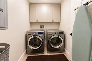 1225 W Addison St, Chicago, IL 60613 - Photo 13
