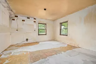 170 Round House St, Braidwood, IL 60408 - Photo 5