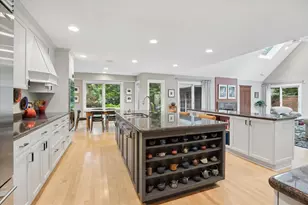 1208 Fox Trail Ct, Naperville, IL 60540 - Photo 11
