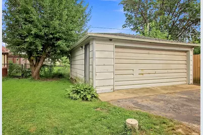1509 Elm Avenue, Round Lake Beach, IL 60073 - Photo 21