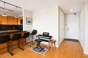 655 W Irving Park Rd, Chicago, IL 60613 - Photo 3