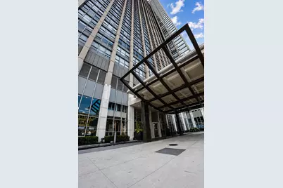 655 W Irving Park Road #4403, Chicago, IL 60613 - Photo 31