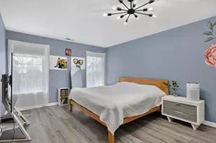 547 Bobby Ann Ct, Roselle, IL 60172 - Photo 25