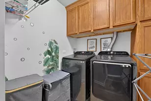 547 Bobby Ann Ct, Roselle, IL 60172 - Photo 33