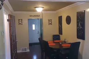 625 S 2nd St, West Dundee, IL 60118 - Photo 5