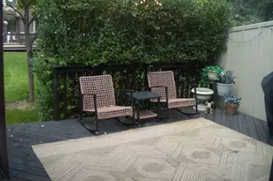 61 Westwood Square, Indian Head Park, IL 60525 - Photo 13
