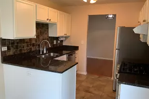 1675 Mansfield Ct, Roselle, IL 60172 - Photo 3