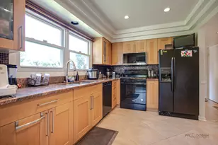 410 Lamont Terrace, Buffalo Grove, IL 60089 - Photo 13