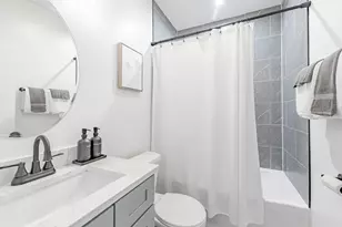 4634 S Langley Ave, Chicago, IL 60653 - Photo 13