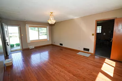 2011 Douglas Street, Joliet, IL 60435 - Photo 7