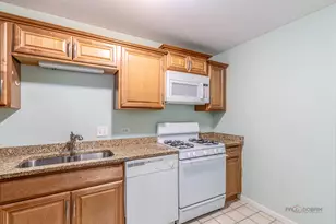 1147 Miller Ln, Buffalo Grove, IL 60089 - Photo 5