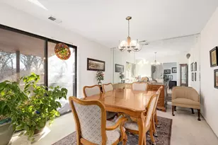 1S055 Spring Rd, Oakbrook Terrace, IL 60181 - Photo 7