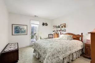 1S055 Spring Rd, Oakbrook Terrace, IL 60181 - Photo 11
