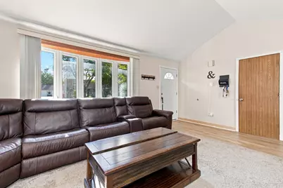 1713 Bataan Street, Joliet, IL 60435 - Photo 5