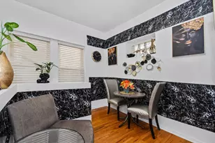 1319 W Foster Ave, Chicago, IL 60640 - Photo 5