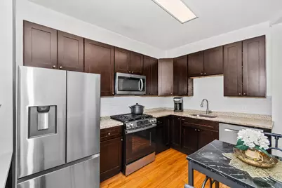 1319 W Foster Avenue, Chicago, IL 60640 - Photo 7