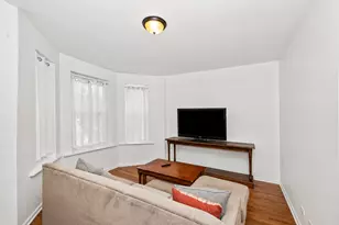 1319 W Foster Ave, Chicago, IL 60640 - Photo 19