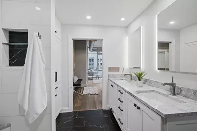 901 W Madison Street #919, Chicago, IL 60607 - Photo 15
