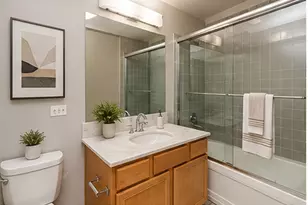 400 W Ontario St, Chicago, IL 60654 - Photo 5