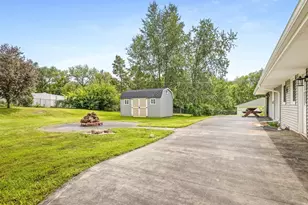 5420 Golden Prairie Cir, Rockford, IL 61109 - Photo 33