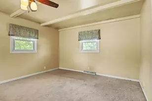 5420 Golden Prairie Cir, Rockford, IL 61109 - Photo 21