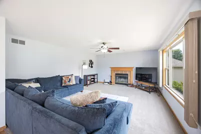 5583 Wheat Drive, Rockford, IL 61102 - Photo 7