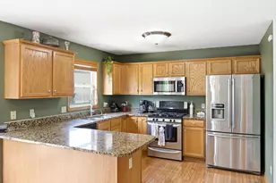 5583 Wheat Dr, Rockford, IL 61102 - Photo 5