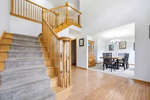 5583 Wheat Dr, Rockford, IL 61102 - Photo 3