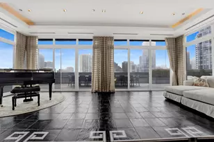 55 W Delaware Pl, Chicago, IL 60610 - Photo 25