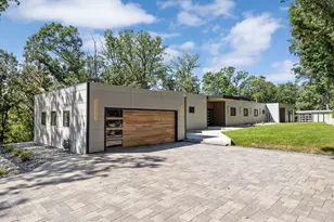 12604 S Pawnee Rd, Palos Park, IL 60464 - Photo 9