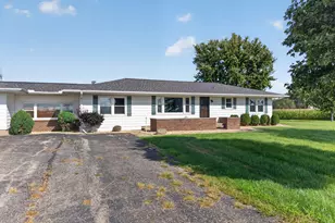 3560 E 14th Rd, Ottawa, IL 61350 - Photo 3