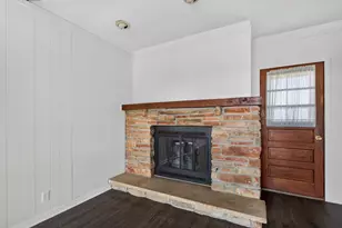 3560 E 14th Rd, Ottawa, IL 61350 - Photo 17