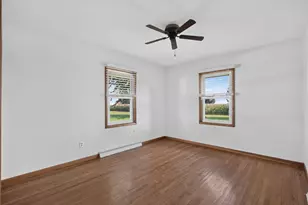 3560 E 14th Rd, Ottawa, IL 61350 - Photo 21