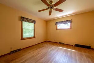 513 N 6th St, Oregon, IL 61061 - Photo 21