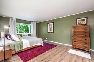 360 Claymoor Rd, Hinsdale, IL 60521 - Photo 9